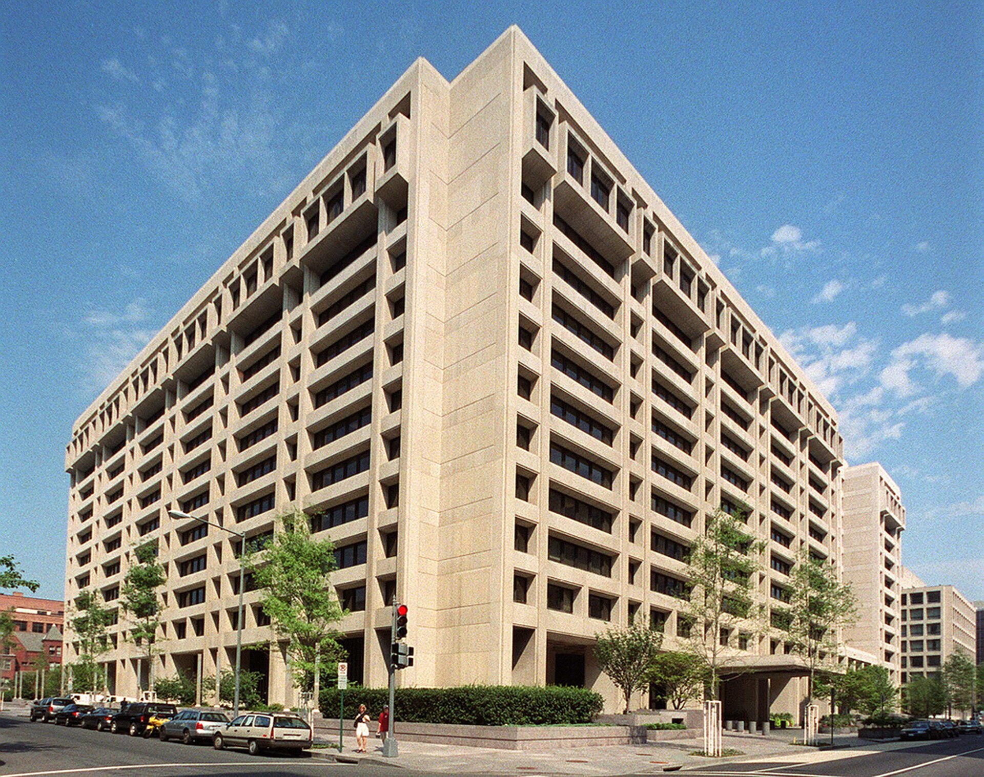 IMF building HR