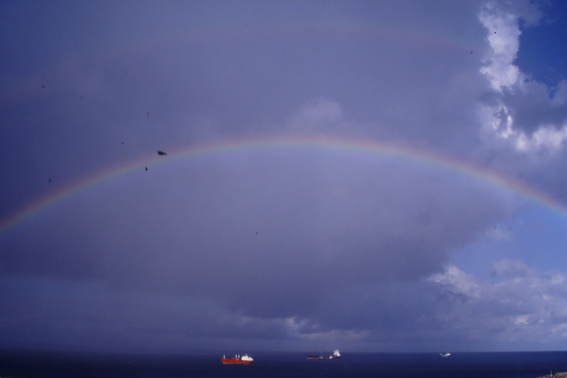 Arco iris sobre el Estrecho de Gibraltar